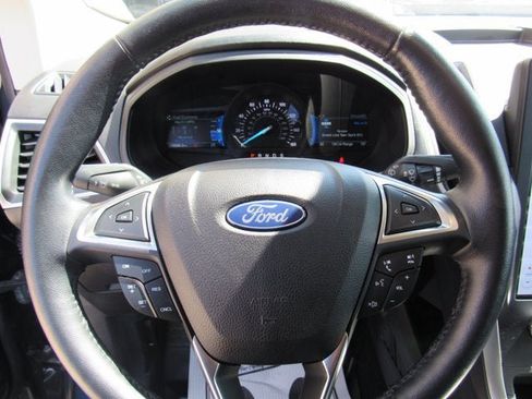 Used 2023 Ford Edge SEL w/ Convenience Package AWD/4WD image 12