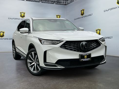 Used 2025 Acura MDX FWD w/ Technology Package image 3