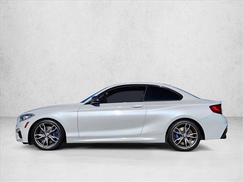 Used 2016 BMW M235i Coupe image 8