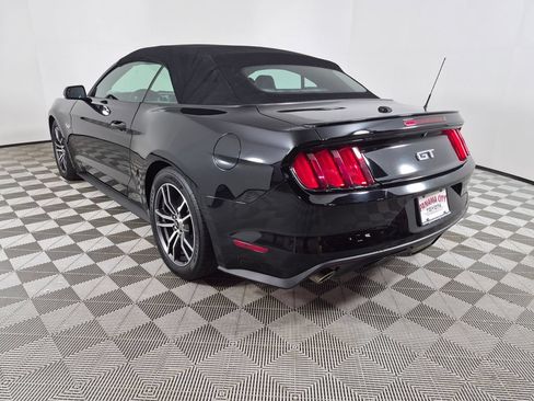 Used 2017 Ford Mustang GT Premium RWD image 5