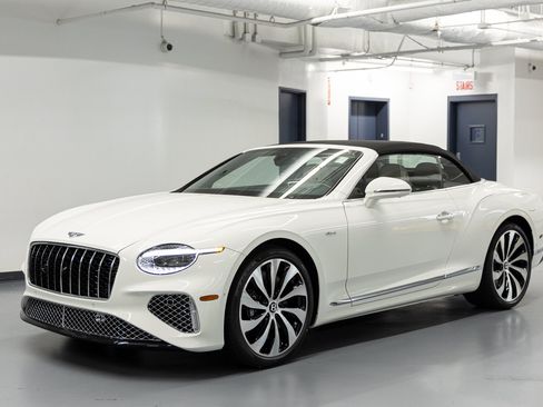 New 2026 Bentley Continental GTC AWD/4WD image 8