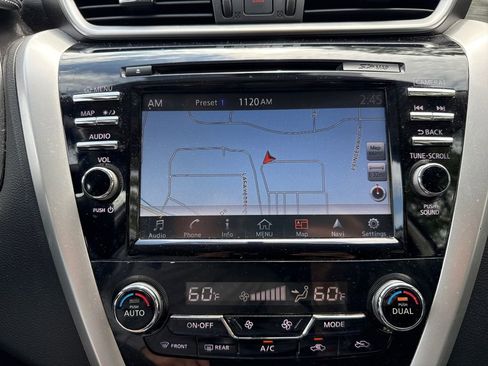 Used 2016 Nissan Murano Platinum w/ Platinum Technology Package AWD/4WD image 18