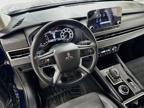Used 2022 Mitsubishi Outlander SE FWD image 23