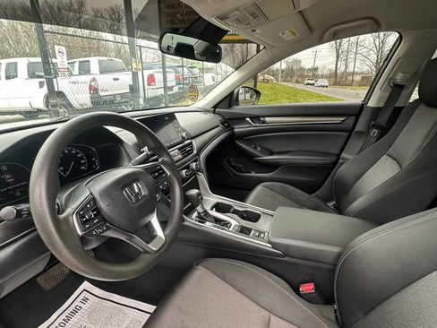 Used 2020 Honda Accord LX image 18