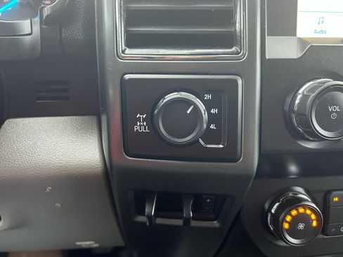 Used 2021 Ford F350 XLT w/ Camper Package image 21