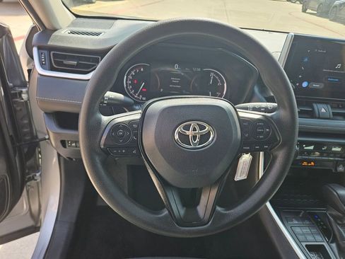 Used 2025 Toyota RAV4 LE image 18
