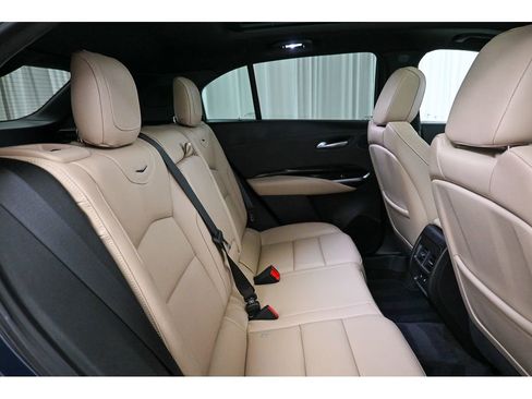 Certified 2024 Cadillac XT4 Luxury w/ Cold Weather Package image 18