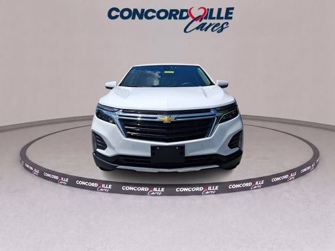 Used 2023 Chevrolet Equinox LT FWD image 2