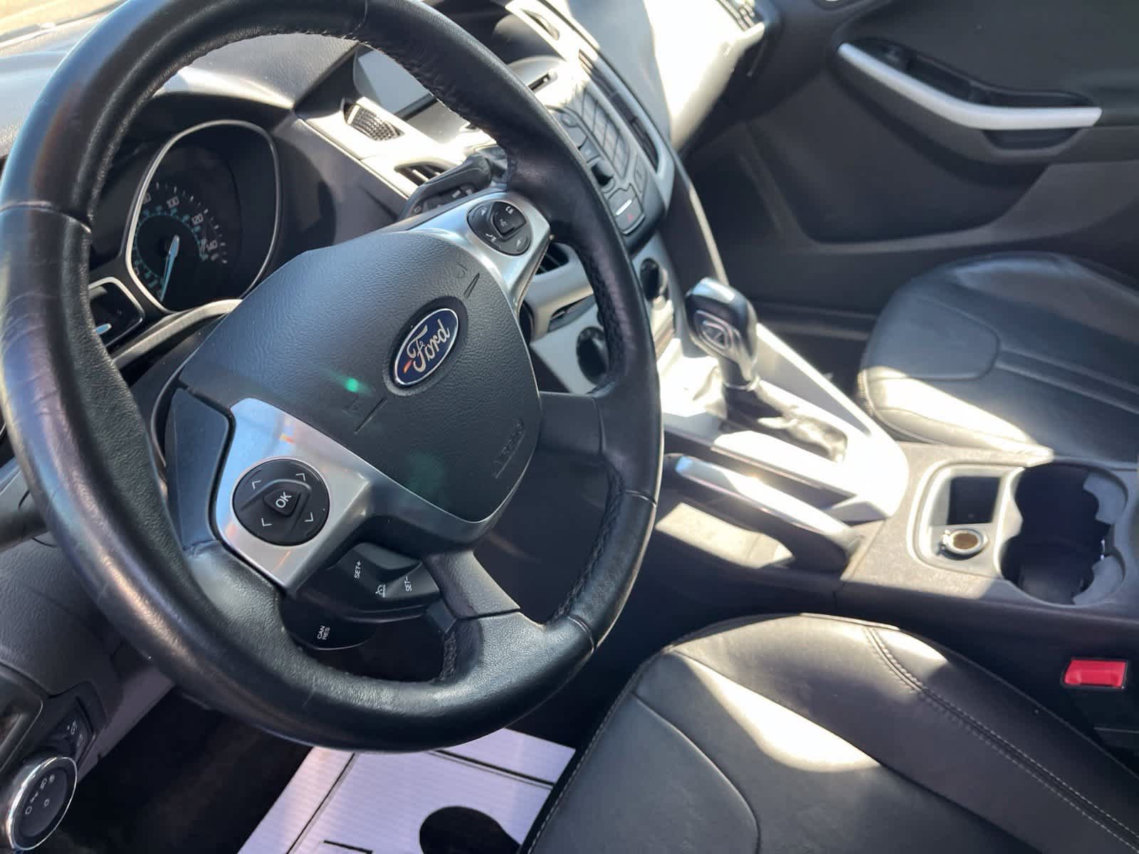 Used 2014 Ford Focus SE w/ Equipment Group 201A FWD image 25