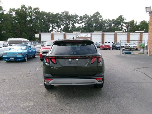 Used 2025 Hyundai Tucson SEL FWD image 7
