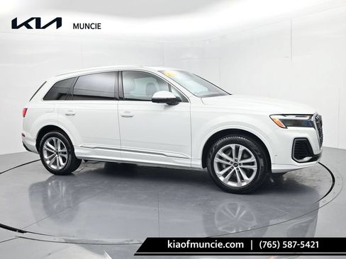 Used 2025 Audi Q7 3.0T Premium Plus AWD/4WD image 1