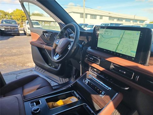 New 2026 Lincoln Aviator Reserve image 32