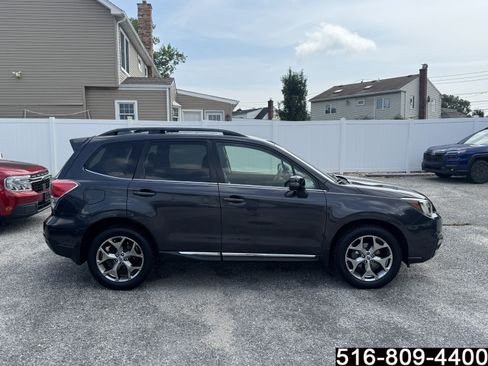 Used 2017 Subaru Forester 2.5i Touring AWD/4WD image 4