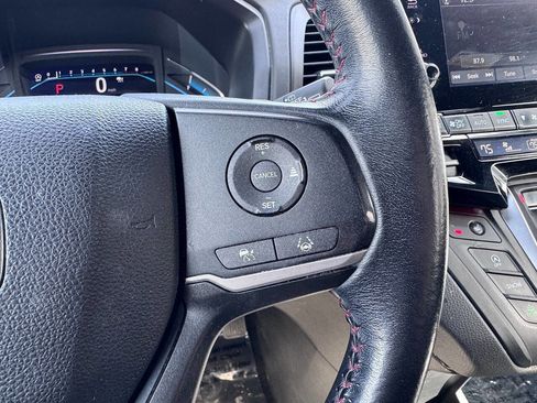 Used 2023 Honda Odyssey Sport image 11