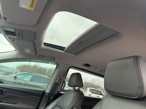 Used 2019 Honda Odyssey EX-L image 7