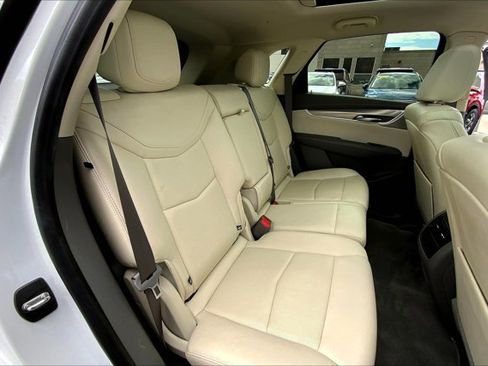 Used 2022 Cadillac XT5 Premium Luxury image 27