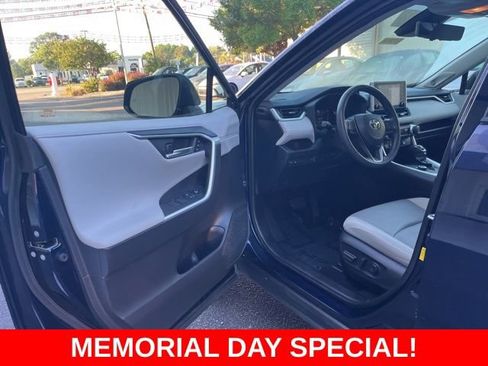 Used 2020 Toyota RAV4 Limited w/ All Weather Liner Package AWD/4WD image 4