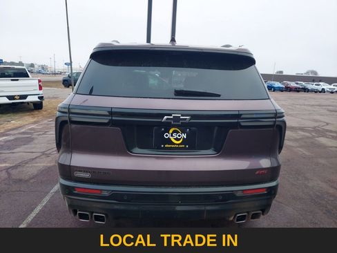 Used 2024 Chevrolet Traverse RS image 6