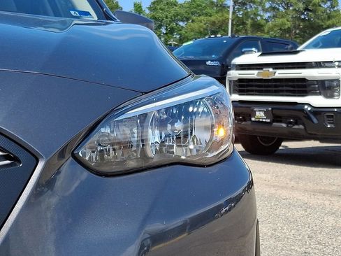Used 2023 Subaru Crosstrek 2.0i Premium AWD/4WD image 9