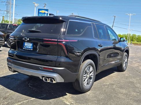 New 2026 Chevrolet Traverse LT w/ Driver Confidence Package FWD image 11