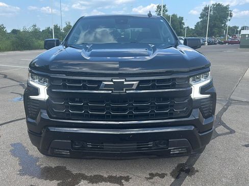 Used 2023 Chevrolet Silverado 1500 RST w/ Z71 Off-Road Package AWD/4WD image 8