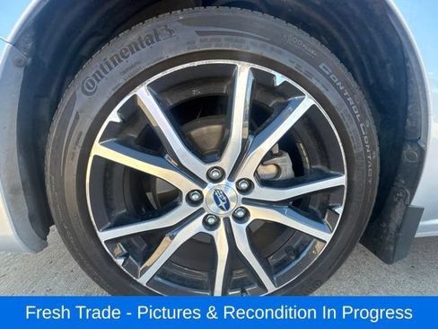 Used 2018 Subaru Impreza 2.0i Limited w/ Popular Package #2 AWD/4WD image 9