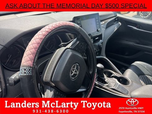 Used 2023 Toyota Camry SE FWD image 8
