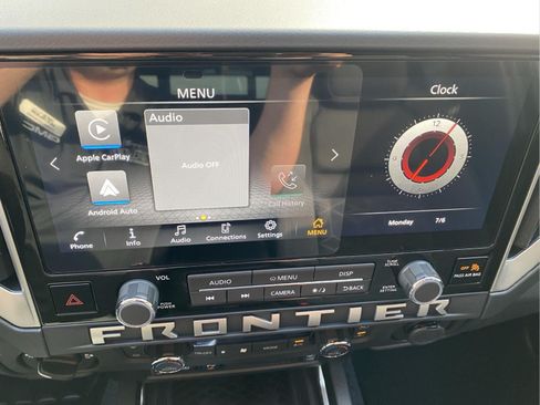 Used 2025 Nissan Frontier SV w/ SV Convenience Package AWD/4WD image 46