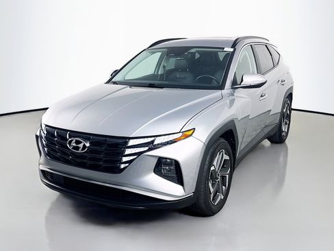 Used 2024 Hyundai Tucson SEL w/ Convenience Package FWD image 4