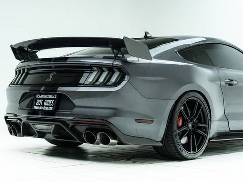 Used 2021 Ford Mustang Shelby GT500 w/ Technology Package image 13