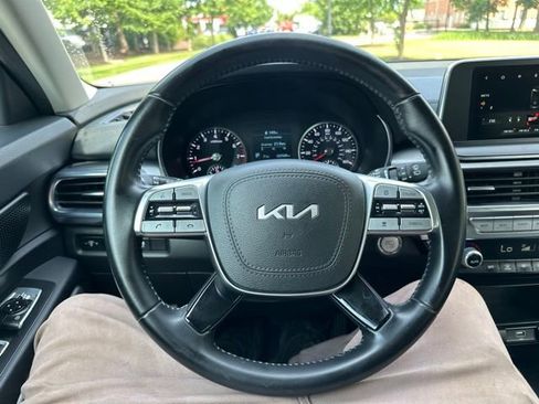 Used 2022 Kia Telluride LX AWD/4WD image 43