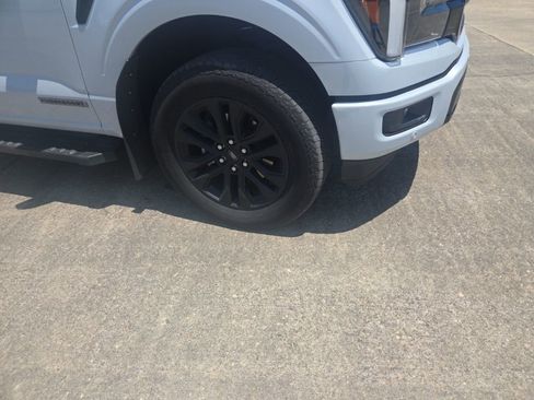 Used 2025 Ford F150 Lariat w/ Equipment Group 502A High AWD/4WD image 16