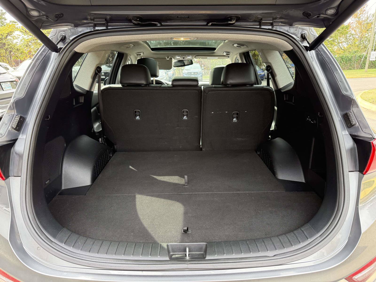 Used 2019 Hyundai Santa Fe Limited AWD/4WD image 28