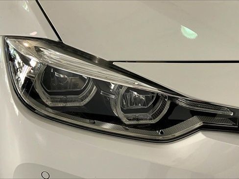 Used 2017 BMW 320i Sedan image 27