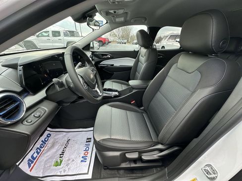 New 2026 Chevrolet Trax LT w/ Driver Confidence Package FWD image 11