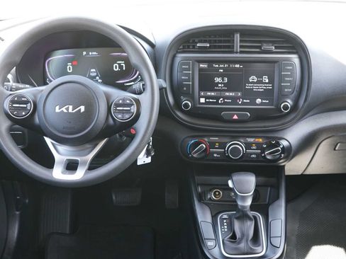 Certified 2024 Kia Soul LX w/ Option Group 015 FWD image 23