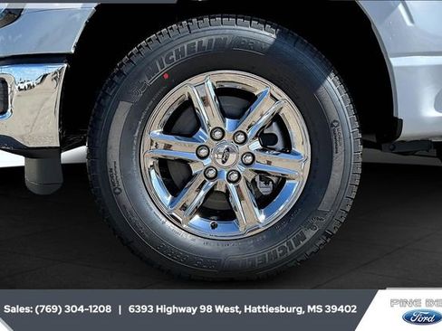 New 2025 Ford F150 XLT w/ Equipment Group 302A MID image 5