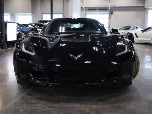 Used 2019 Chevrolet Corvette Grand Sport image 2