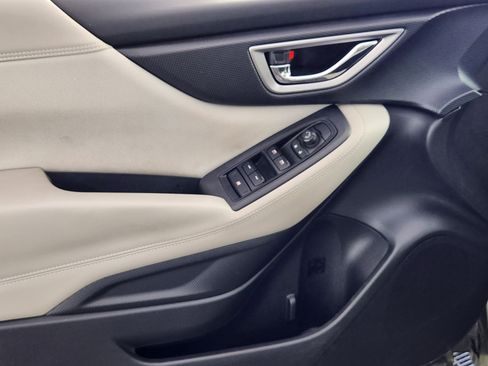 Used 2021 Subaru Forester Premium image 16