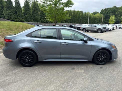Used 2023 Toyota Corolla LE FWD image 8