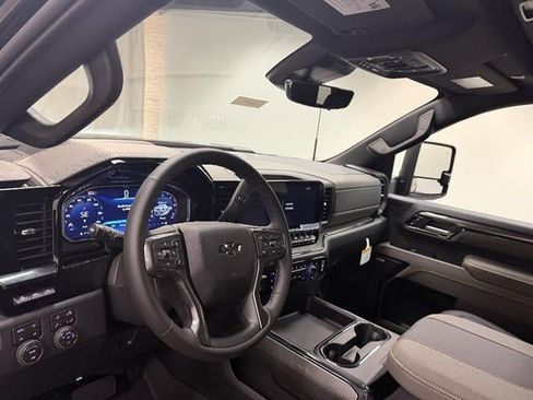 New 2026 Chevrolet Silverado 2500 ZR2 AWD/4WD image 24