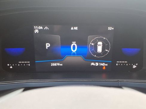 Certified 2023 Volkswagen Taos SE image 23