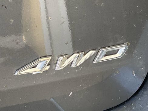 Used 2021 Ford Explorer XLT AWD/4WD image 11