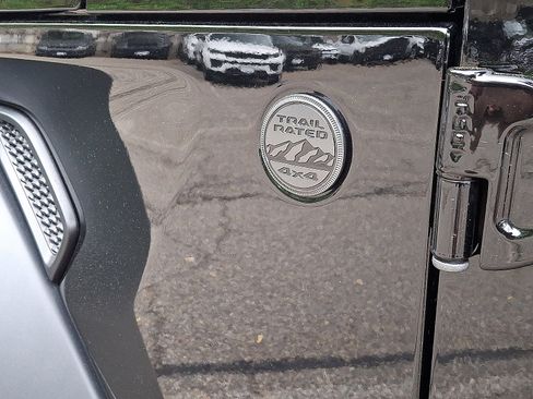 Used 2023 Jeep Wrangler Unlimited Sport AWD/4WD image 30