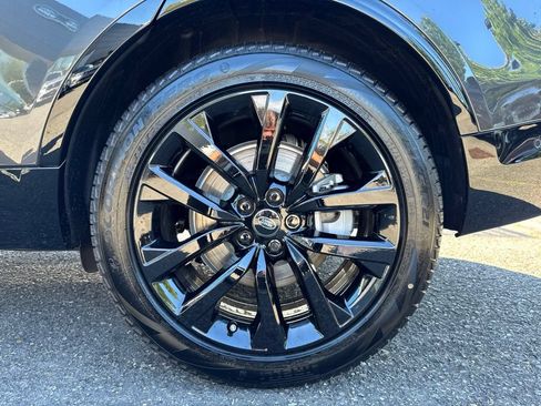 New 2026 Land Rover Discovery Dynamic SE AWD/4WD image 28