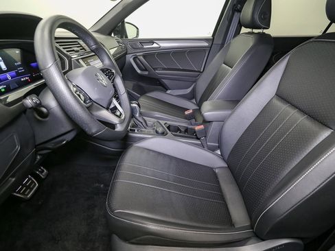 Certified 2023 Volkswagen Tiguan SE R-Line AWD/4WD image 48