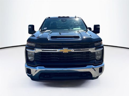 Used 2024 Chevrolet Silverado 2500 LT image 26