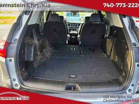 Used 2021 Buick Enclave Essence FWD image 23