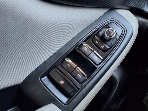 Used 2020 Subaru Forester Premium image 10
