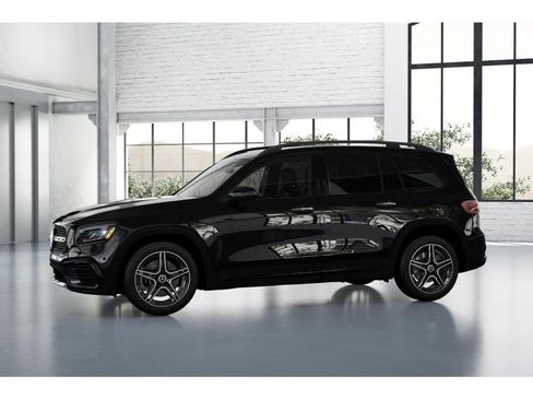 New 2026 Mercedes-Benz GLB 250 4MATIC image 36